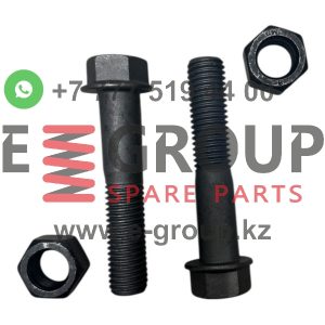 Болт крепления опорного катка M18x90 mm/ 1316/9519D/ 4331851